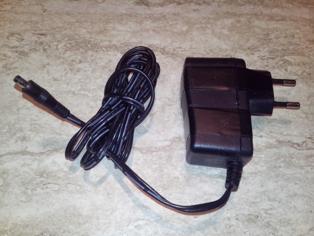 How to repair faulty WRT54GC power supply adapter